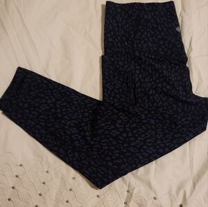 Athleta Leggings with pockets